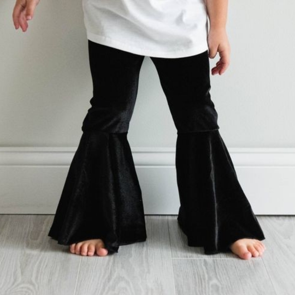 Joyfolie Rylie Black Corduory Bell Bottom Pants